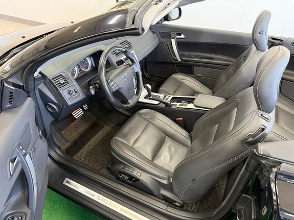 Volvo C70 11 of 19