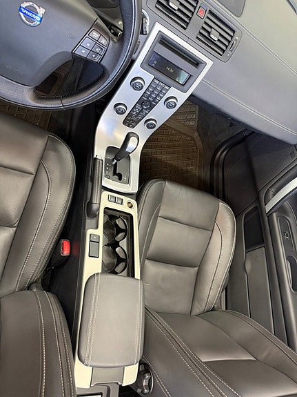 Volvo C70 15 of 19