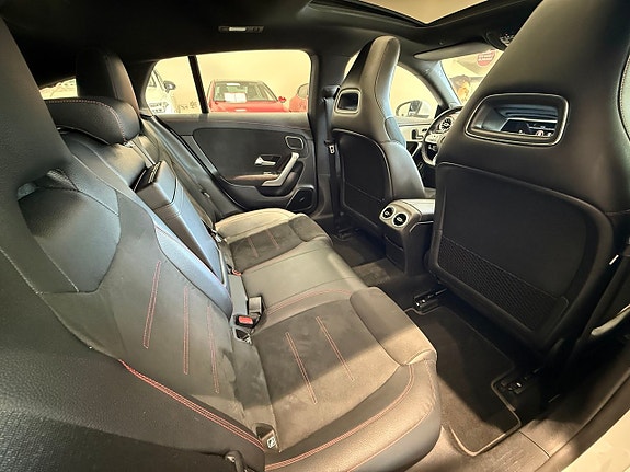 Mercedes-Benz CLA220 d 12 of 30