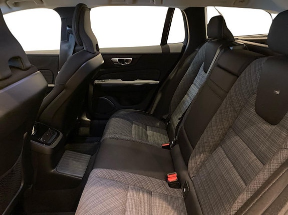 Volvo V60 6 of 14
