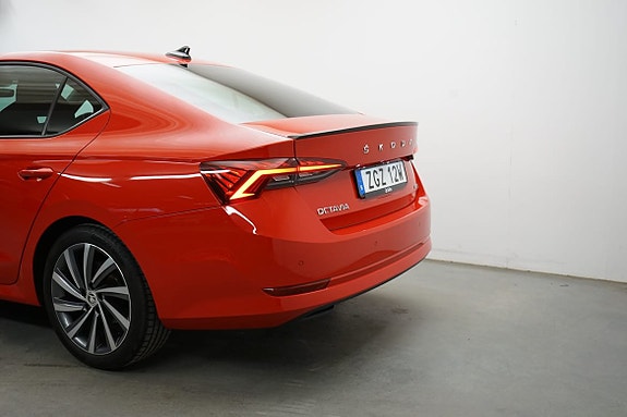 Skoda Octavia 3 of 13