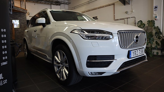 Volvo XC90 5 of 10