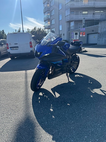 Yamaha YZF-R7 6 of 6