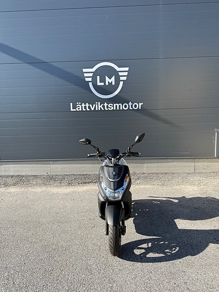 Peugeot Kisbee 4-takt 5 Plus 12 Mad Black
