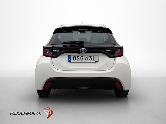 Toyota Yaris 6 of 30