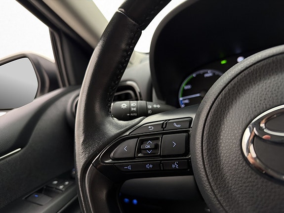 Toyota Yaris 14 of 30