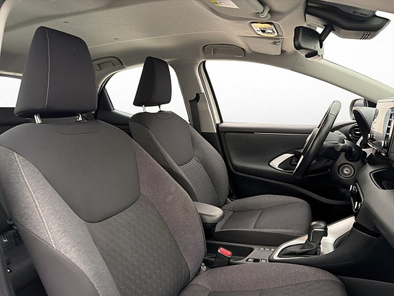 Toyota Yaris 25 of 30