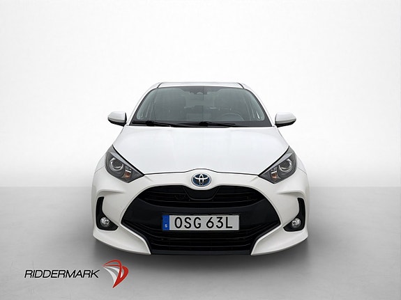 Toyota Yaris 2 of 30