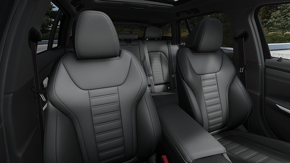 BMW M340i 10 of 13