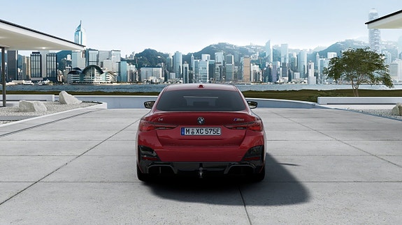 BMW i4 5 of 13
