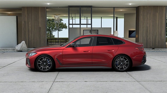 BMW i4 4 of 13