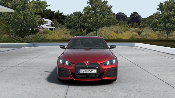 BMW i4 3 of 13