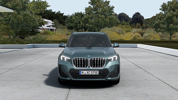 BMW X1 3 of 13