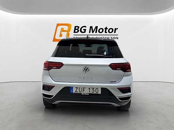 Volkswagen T-Roc 5 of 19