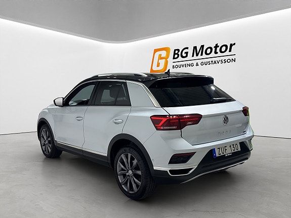 Volkswagen T-Roc 6 of 19