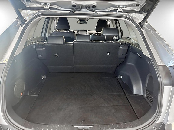 Toyota RAV4 14 of 18