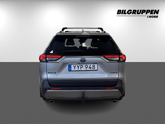 Toyota RAV4 5 of 18