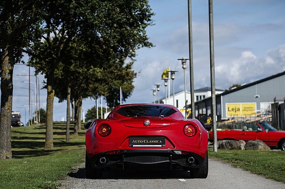 Alfa Romeo 4C 6 of 18