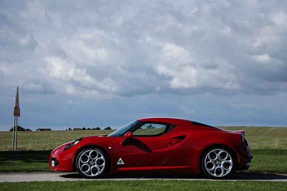 Alfa Romeo 4C 9 of 18