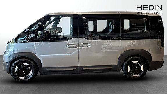 Kia PV5 6 of 9