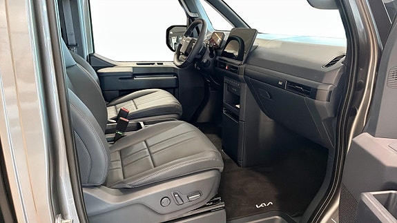 Kia PV5 3 of 9