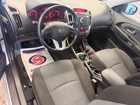 Kia Ceed 7 of 13