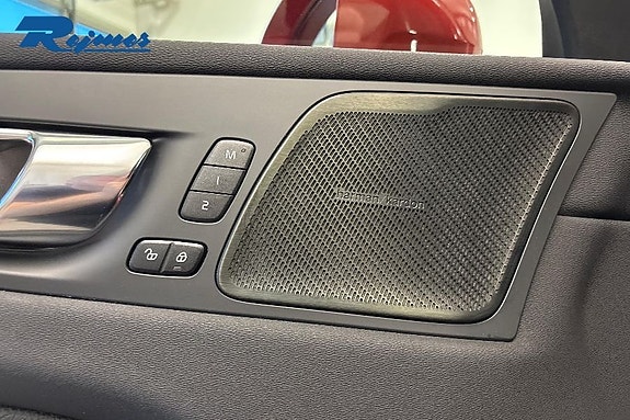 Volvo XC60 24 of 26