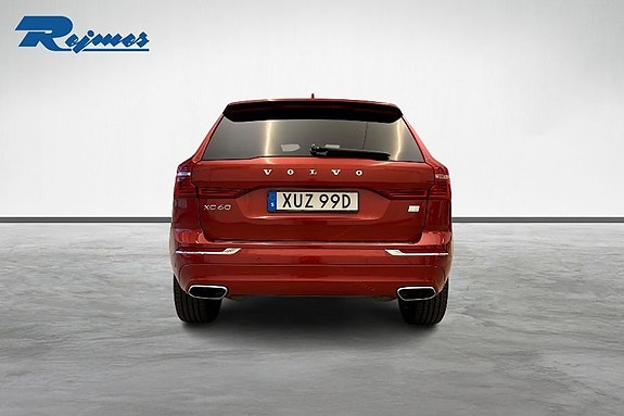 Volvo XC60 4 of 26