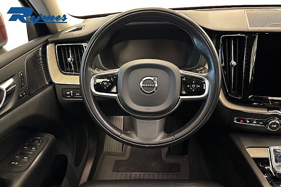 Volvo XC60 10 of 26