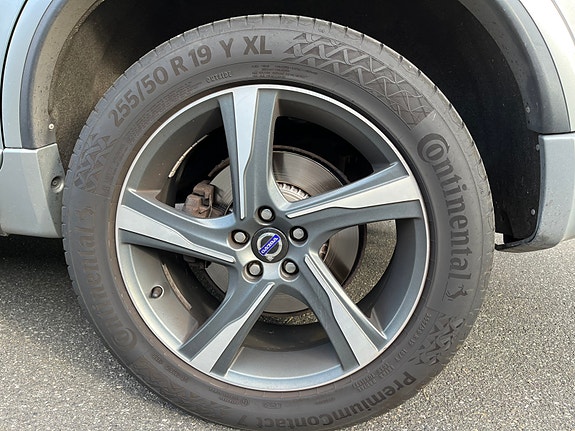 Volvo XC90 18 of 22