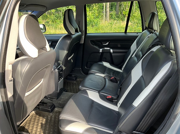 Volvo XC90 12 of 22