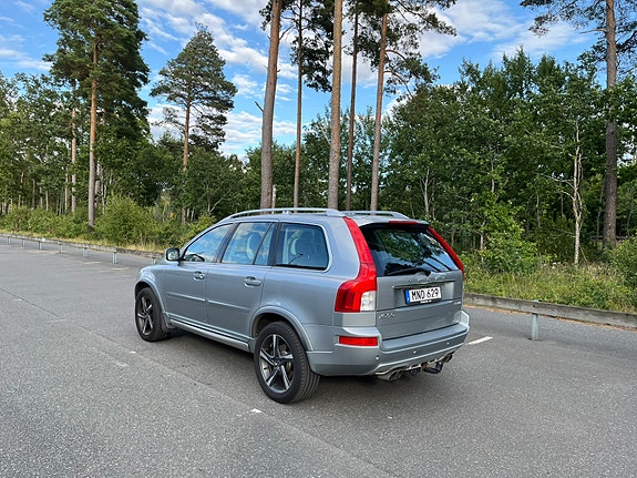 Volvo XC90 4 of 22