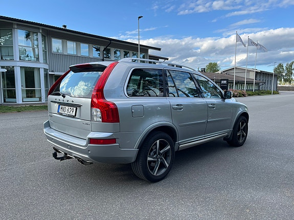 Volvo XC90 6 of 22