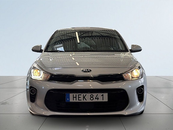 Kia Rio 2 of 20