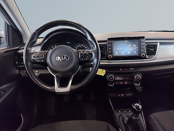 Kia Rio 8 of 20