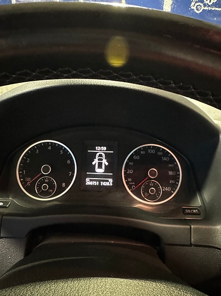 Volkswagen Tiguan 11 of 13
