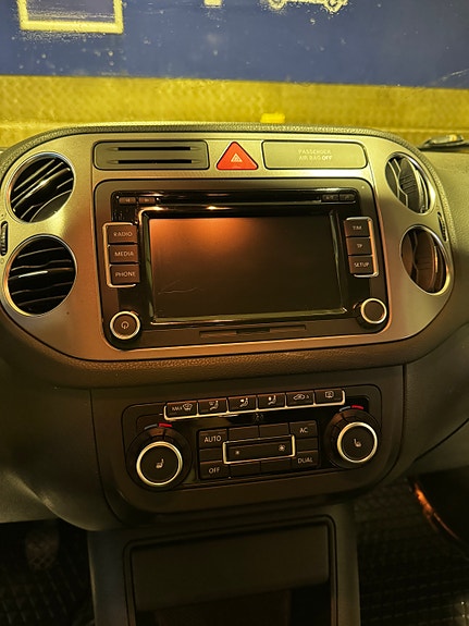 Volkswagen Tiguan 12 of 13