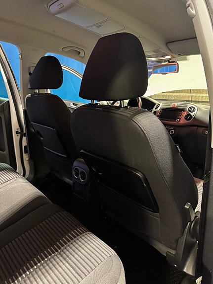 Volkswagen Tiguan 7 of 13