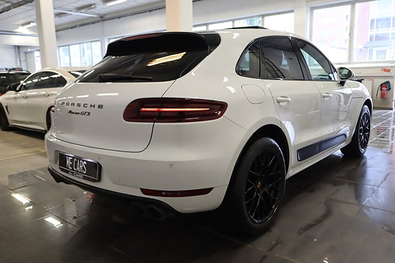 Porsche Macan GTS 10 of 24