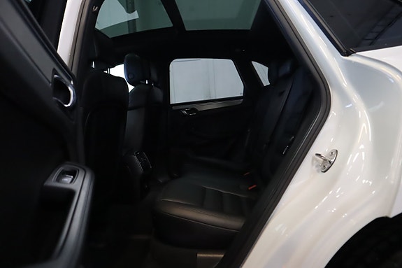 Porsche Macan GTS 23 of 24