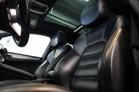 Porsche Macan GTS 15 of 24