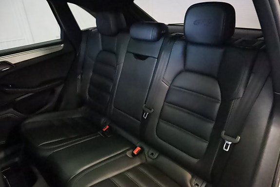 Porsche Macan GTS 24 of 24