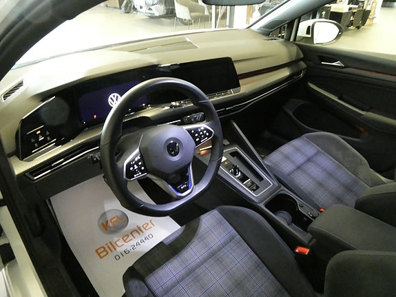 Volkswagen Golf I 13 of 21
