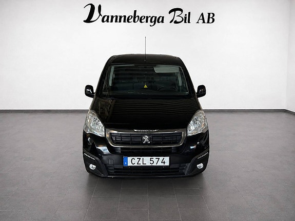 Peugeot Partner 2 of 6