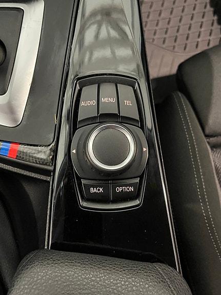 BMW 320d 16 of 22