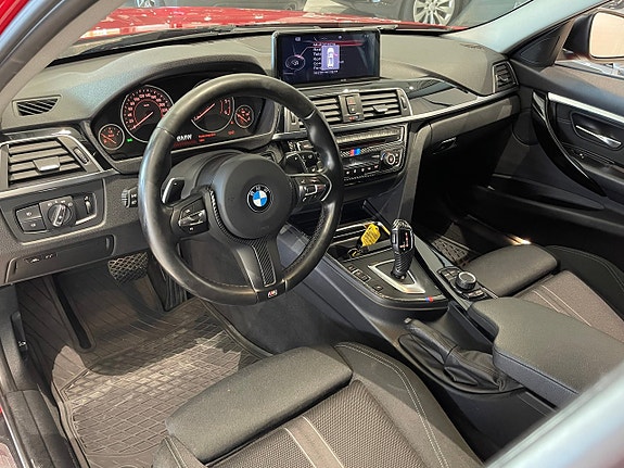 BMW 320d 9 of 22