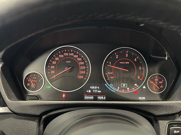 BMW 320d 11 of 22