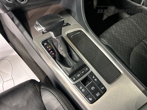 Kia Optima 12 of 15