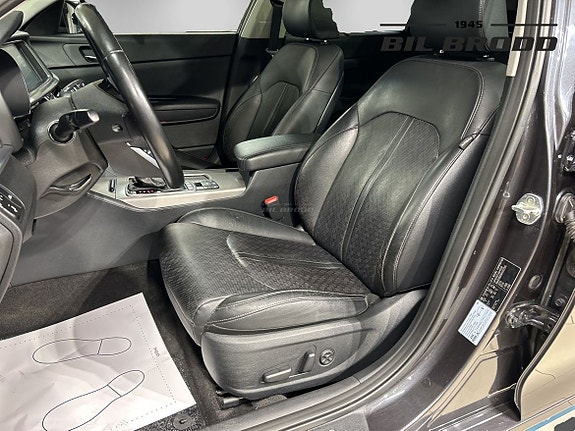 Kia Optima 8 of 15
