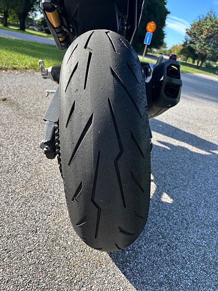 BMW F 900 R Triple Black - 338 mil 9 of 15
